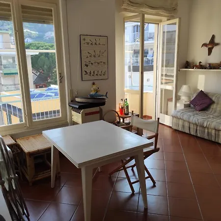 Tender To Riviera, Bilocale Vista Mare *